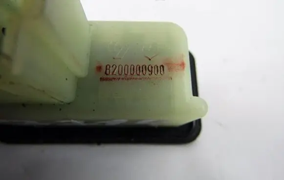 Renault Laguna II Quarter vent window switch 8200000900