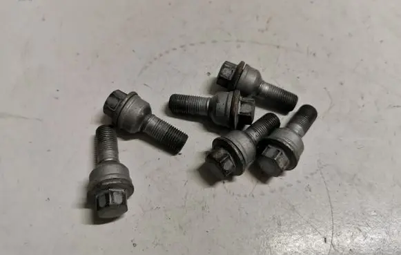 Audi Q5 SQ5 Nuts/bolts 
