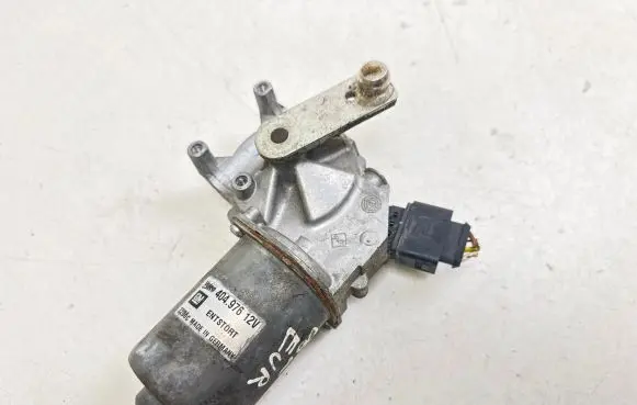 Opel Zafira B Wiper motor 404976 22860