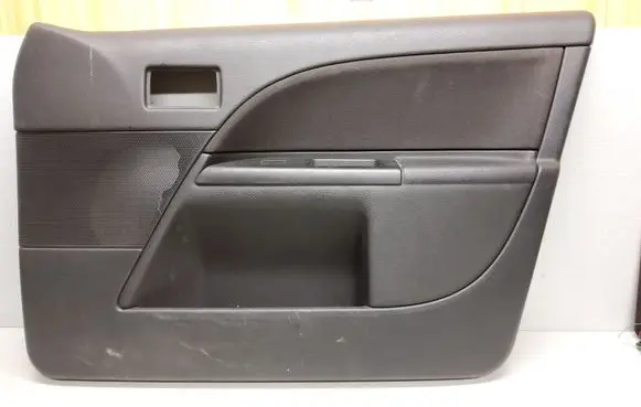Ford Mondeo Mk III Front door card panel trim