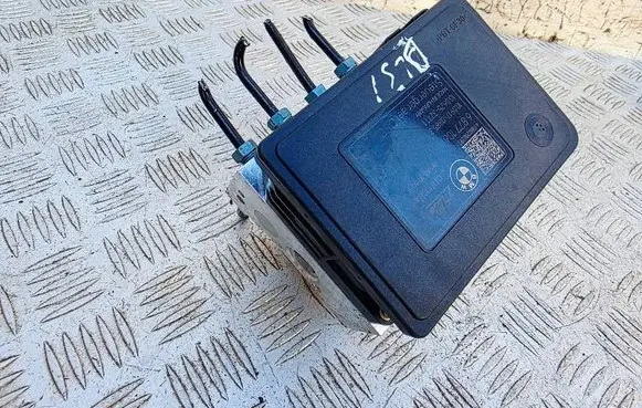 Mini One - Cooper F56 F55 ABS Pump 6877106 34516877105