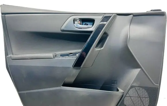 Toyota Auris E180 Front door card panel trim OYT25829