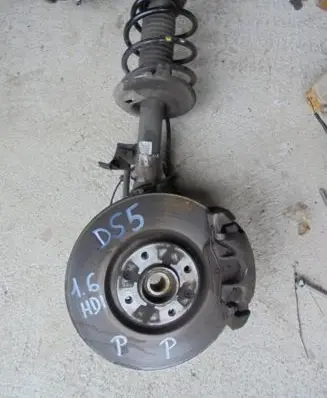 Citroen DS5 Front wheel hub spindle knuckle