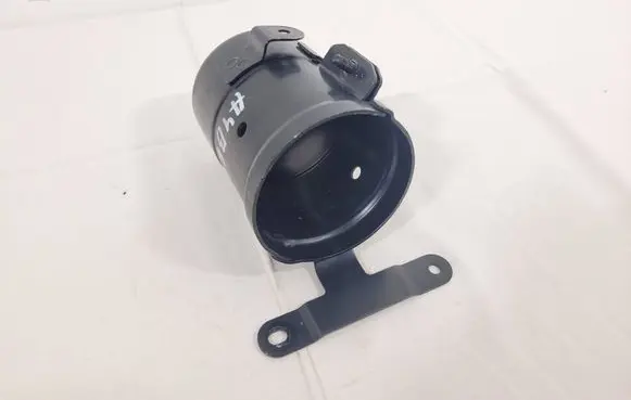Audi A4 S4 B7 8E 8H Fuel filter bracket/mount holder 8E0201987J