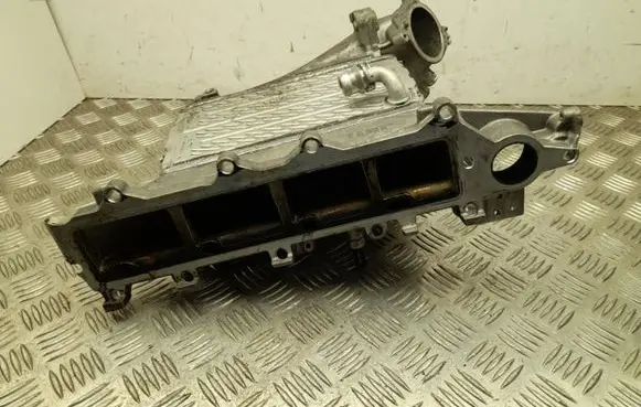 Volkswagen PASSAT B8 Intake manifold T951173C