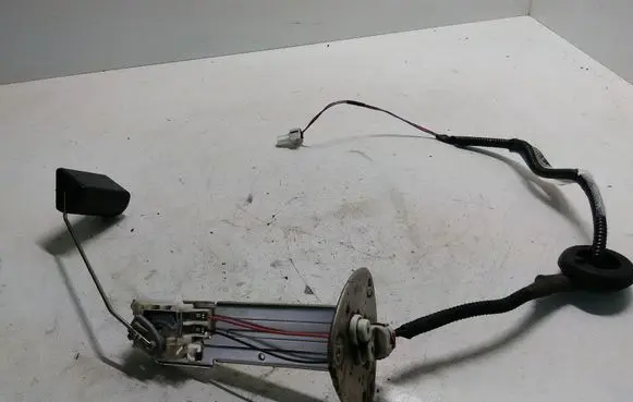 Citroen C-Crosser Fuel level sensor 1718A074