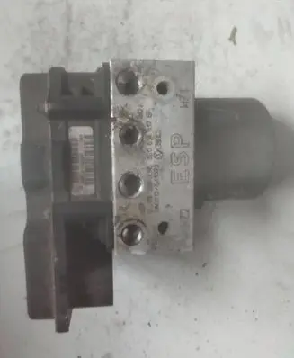 Audi A4 S4 B7 8E 8H ABS Pump 8E0614517BF 8E0910517H