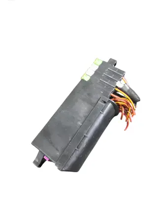 Skoda Fabia Mk3 (NJ) Fuse module 6C0937615A