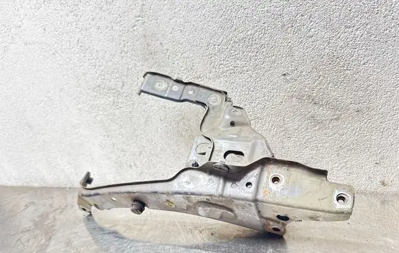 Opel Astra H Headlight/headlamp mounting bracket 13237140
