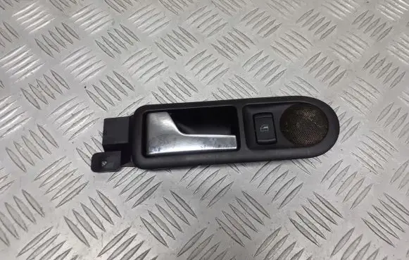Volkswagen Golf IV Rear door interior handle 3B0839113