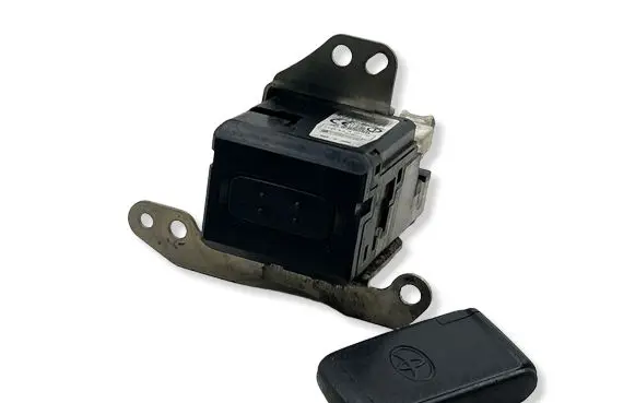 Toyota Corolla Verso AR10 Ignition lock ETC094LPD0290 2004DJ1452 MDZRL24XTM