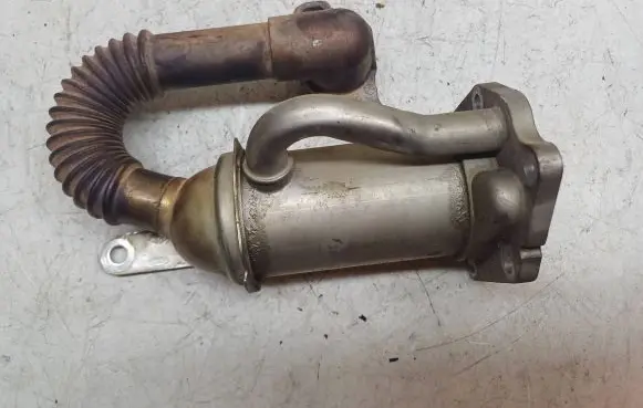 Renault Kangoo II EGR valve cooler 147352070R 0103101