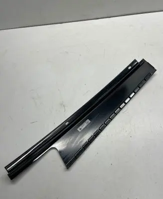 BMW X4 F26 Rear door glass trim molding 7335629 19765810