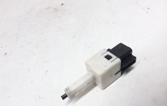 Honda CR-V Brake pedal sensor switch