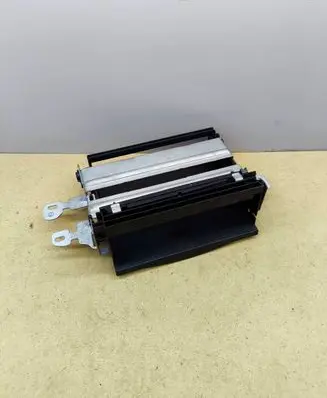 Mercedes-Benz ML W164 Dashboard storage box/compartment A2516800431