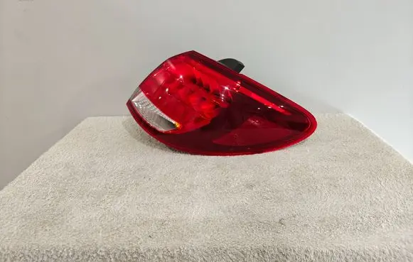 Mercedes-Benz B W246 W242 Rear/tail lights 626132