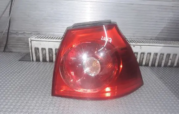 Volkswagen Golf V Rear/tail lights 1K6945096Q
