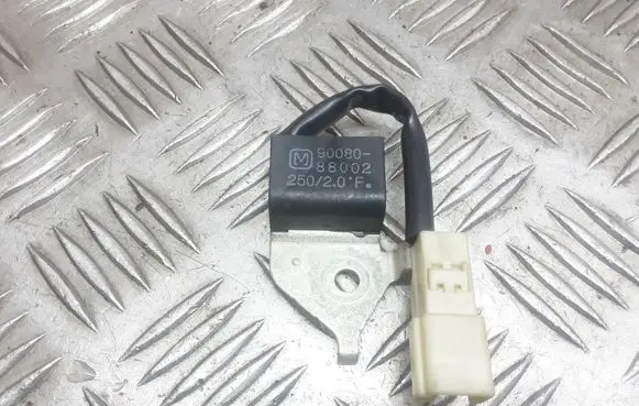 Toyota Avensis T250 Sensor 9008088002