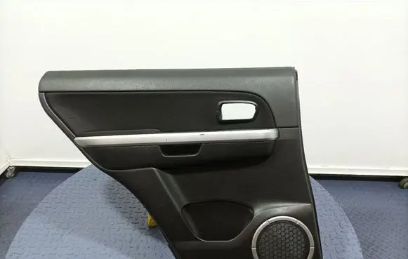 Suzuki Grand Vitara II Door card panel trim set 