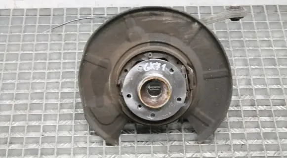 BMW 6 E63 E64 Rear wheel hub