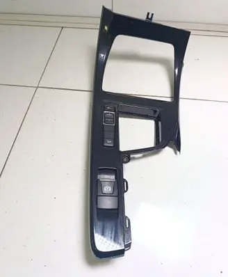 BMW X1 F48 F49 Other center console (tunnel) element 929254708 1319625 9374832