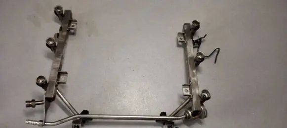 Audi A6 S6 C4 4A Fuel main line pipe 078133681AJ