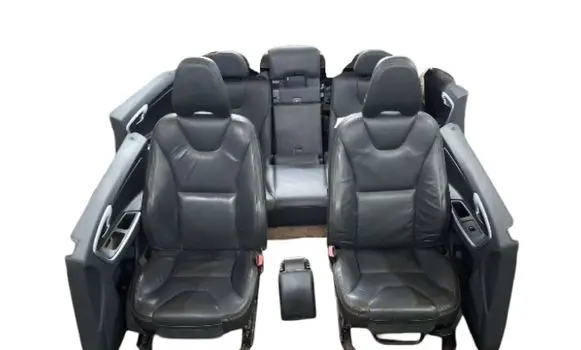 Volvo XC60 Seat set 