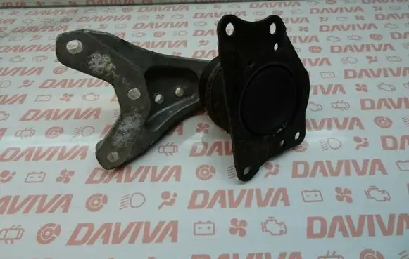 Volkswagen Polo V 6R Engine mount bracket 6Q0199262BD 6Q0199185AB