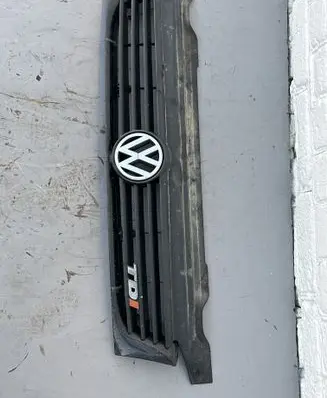Volkswagen Multivan T4 Front grill 701853653D