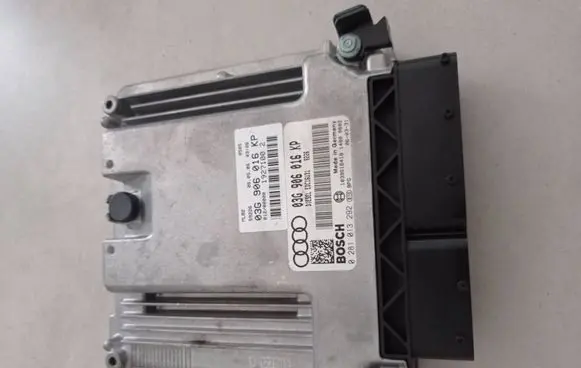 Audi A4 S4 B7 8E 8H Engine control unit/module ECU 19271002 1039S16418 03G906016KP
