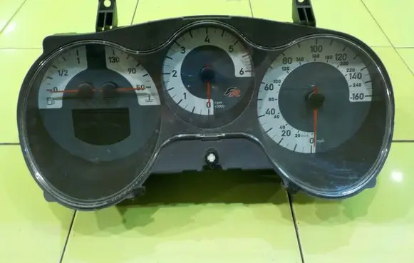 Seat Leon (1P) Speedometer (instrument cluster) 1P0920927C