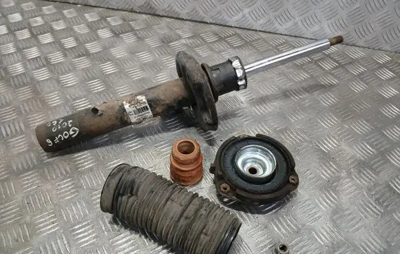 Volkswagen Golf VI Front shock absorber/damper