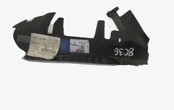 Volkswagen Golf IV Intercooler air channel guide 1E0121333A