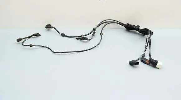 Mercedes-Benz E W213 ABS rear brake sensor A2135402905 A2135401713