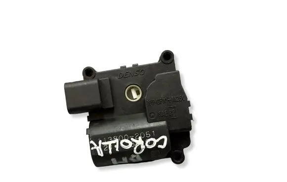 Toyota Avensis Verso Air flap motor/actuator 1138002051