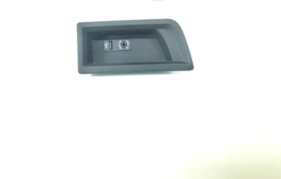 BMW 3 F30 F35 F31 USB socket connector 9207357