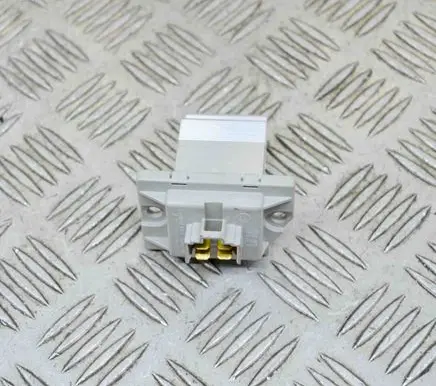 Tesla Model S Heater blower motor/fan resistor