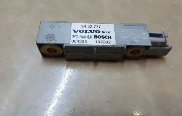 Volvo V70 Airbag deployment crash/impact sensor 9452777
