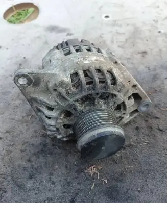 Renault Scenic I Generator/alternator 7483