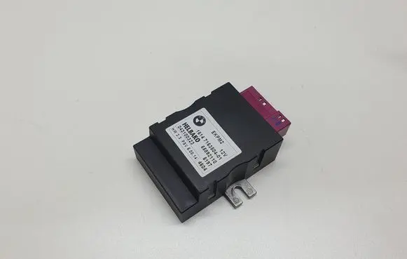 BMW 5 E60 E61 Fuel injection pump control unit/module 7163504 16147163504 1614716350401