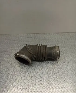 Nissan Primera Air intake hose/pipe