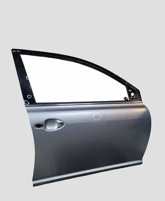 Toyota Avensis T250 Front door