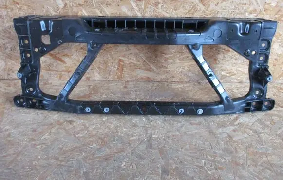 Land Rover Defender Radiator support slam panel bracket L8B2-16E144-A