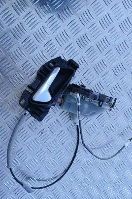 Peugeot 5008 Front door interior handle 311337