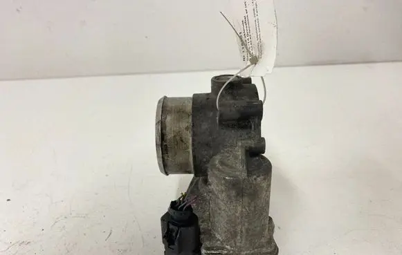 Audi A3 S3 A3 Sportback 8P Throttle valve 06F133062G