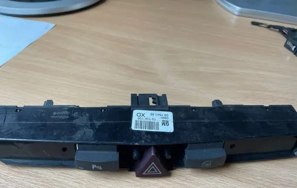 Hazard light switch