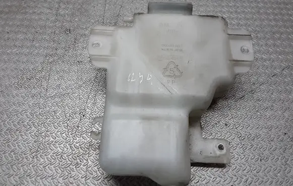 Mitsubishi Pajero Windshield washer fluid reservoir/tank 060351507