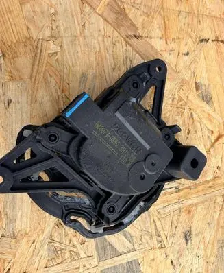 Hyundai i40 Air flap motor/actuator H400730890