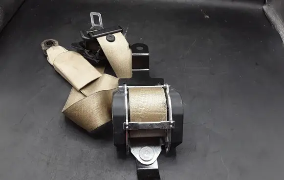 BMW X5 E70 Rear seatbelt 606345601A E1040830