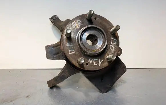 Hyundai i30 Front wheel hub
